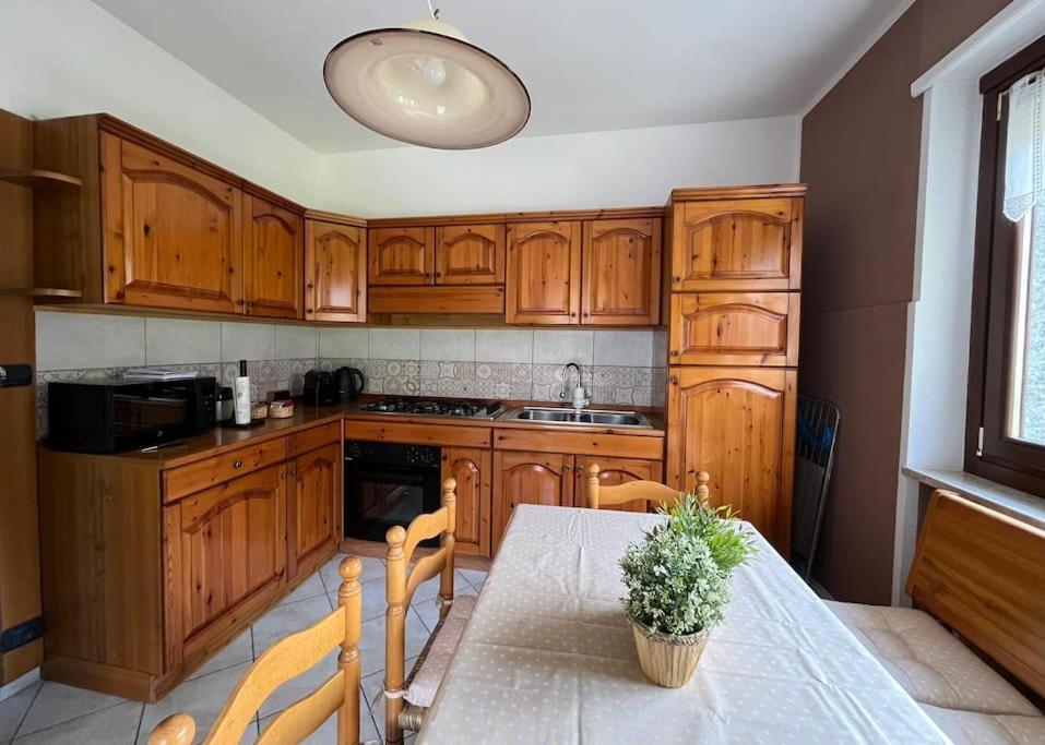 La Casa Di Sabi Appartement Locana Buitenkant foto