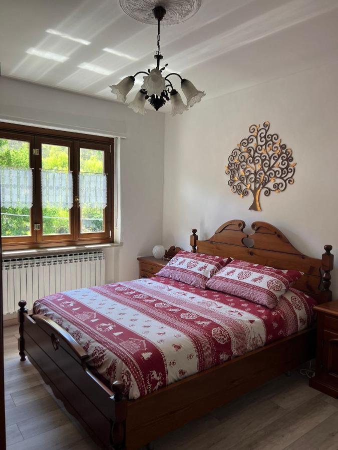 La Casa Di Sabi Appartement Locana Buitenkant foto